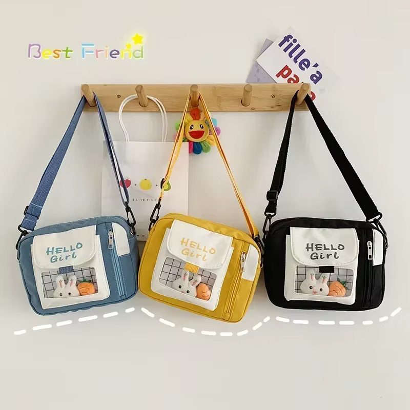 Canvas Crossbody Bag Comparison: Durability vs. Aesthetics for Students